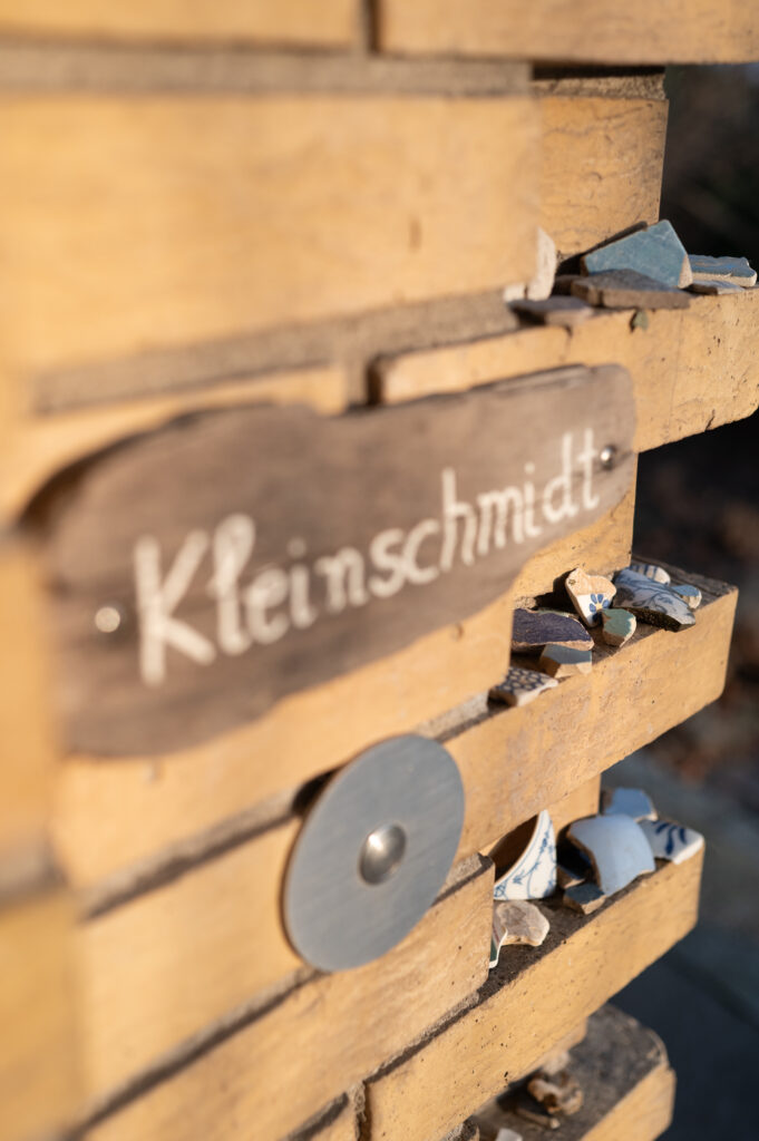 Familie Kleinschmidt Namenschild in Glücksburg.